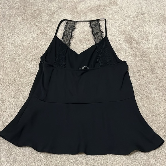 🌺 COLLECTIVE CONCEPTS black peplum top Size M - Picture 3 of 7